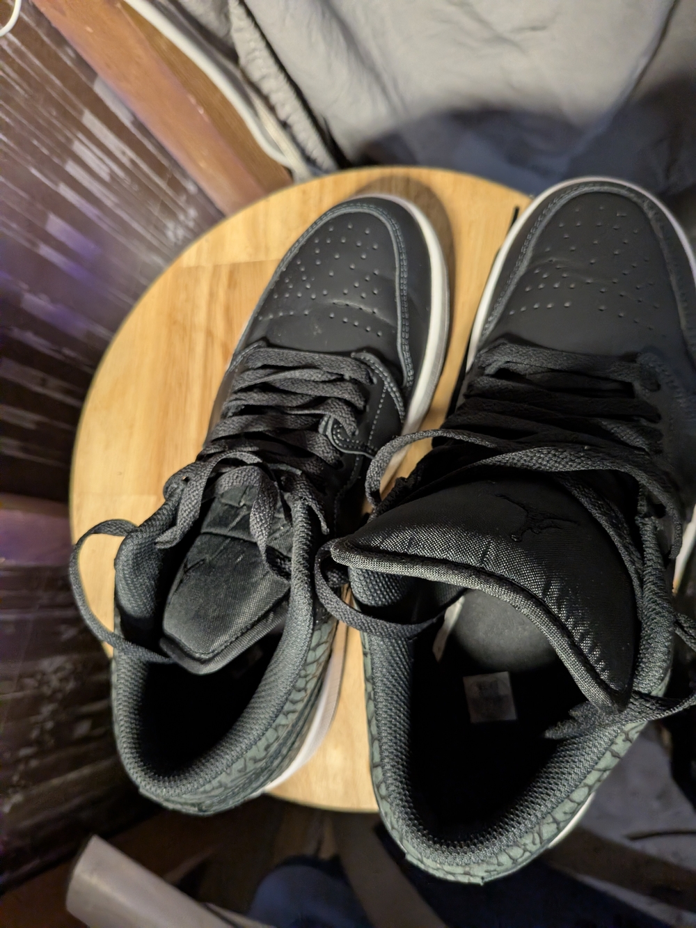 Nike Men’s Black Low-Top Anti Hero Sneakers with Textured Swoosh - Picture 7 of 16